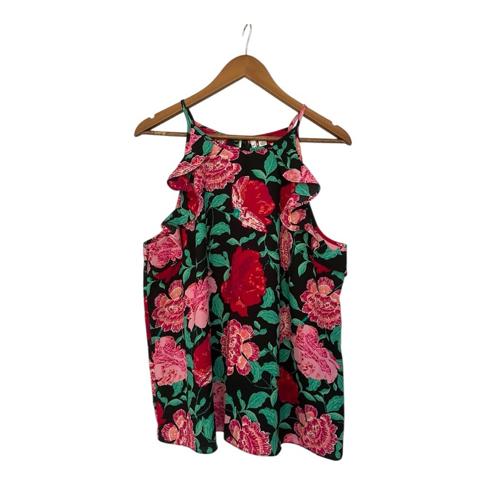 NWT Elle sleeveless bold floral blouse top